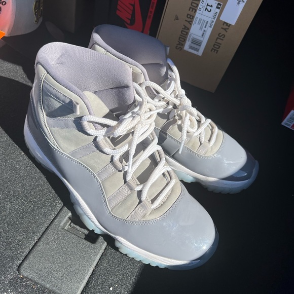 Jordan 11 cool grey - Picture 3 of 4